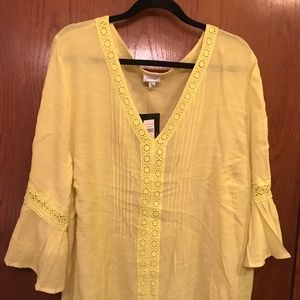 Lightweight 3/4 length sleeve tunic